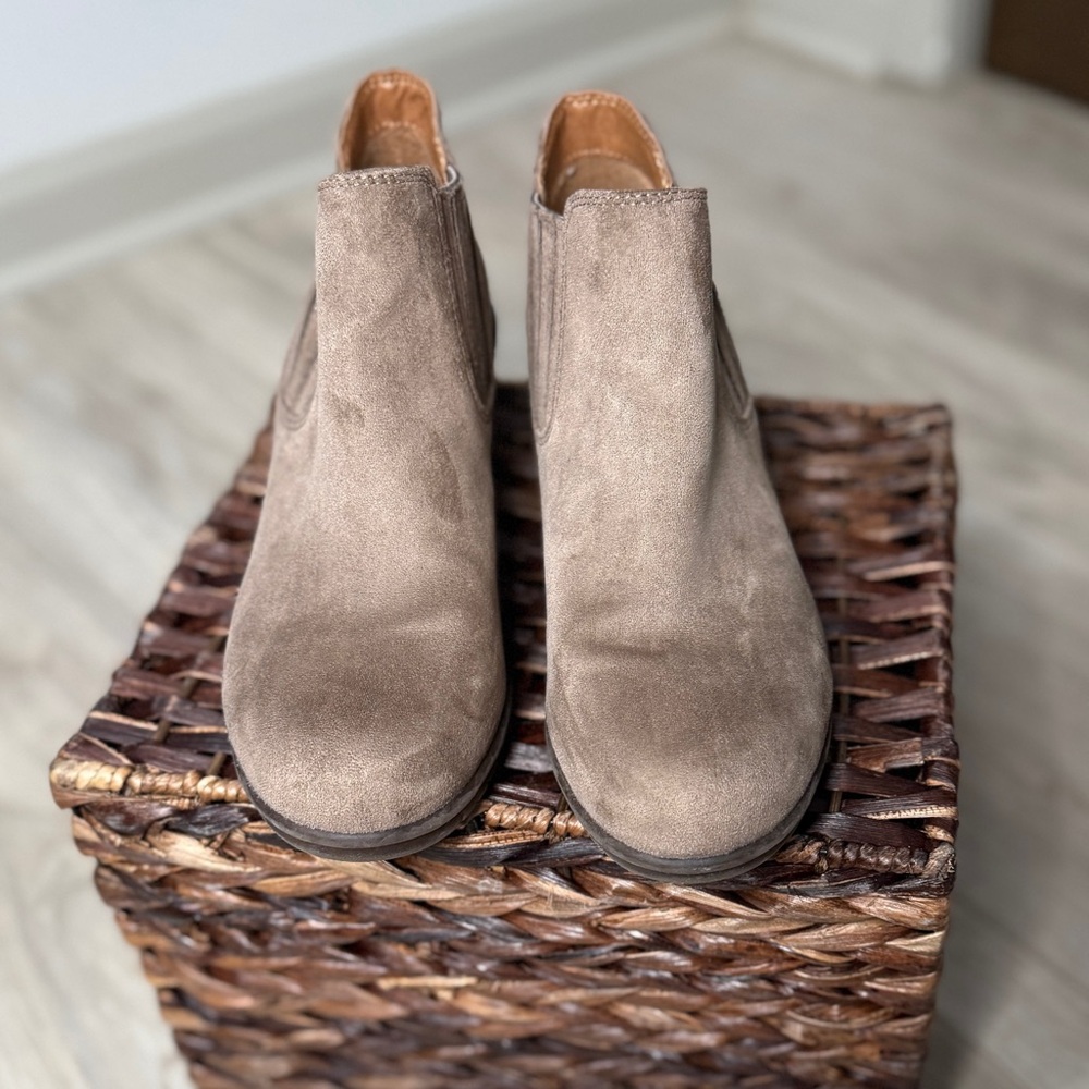 Eurosoft Joselyn Wedge Ankle Booties - Picture 2 of 6